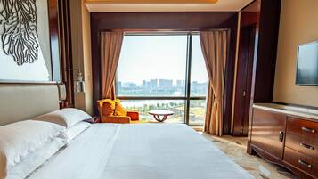 Ropa de cama de alta calidad y minibar