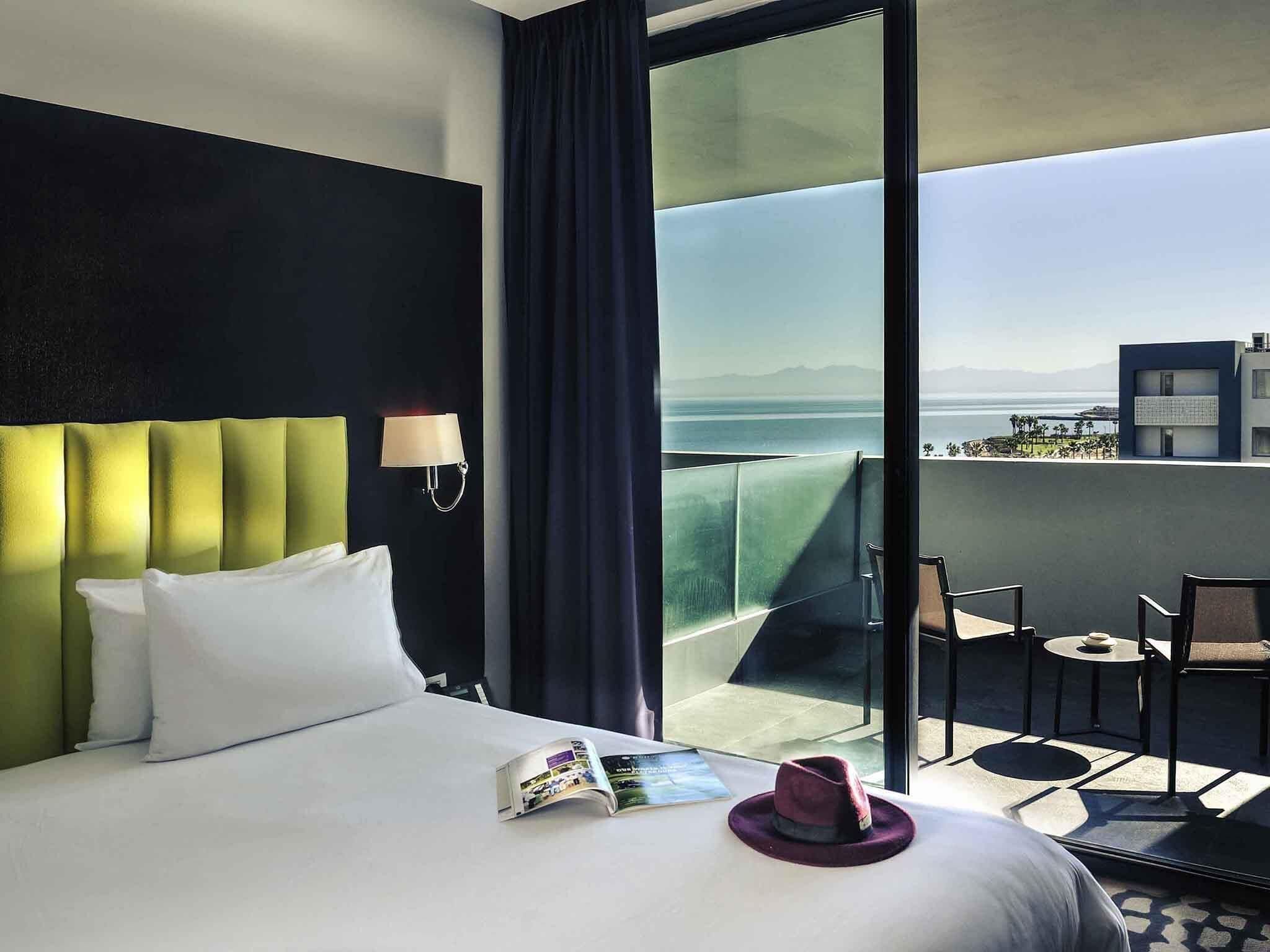 In-room safe, desk, blackout drapes, soundproofing