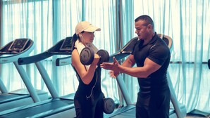 A gym with treadmills and weights. - Hotel Mercure Rif Nador (Nador)