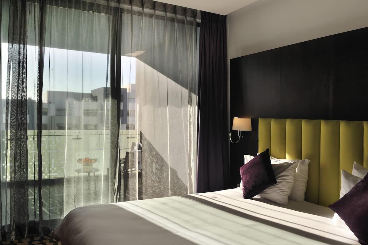 Classic Double Room, 1 Double Bed | 1 bedroom, in-room safe, desk, blackout drapes