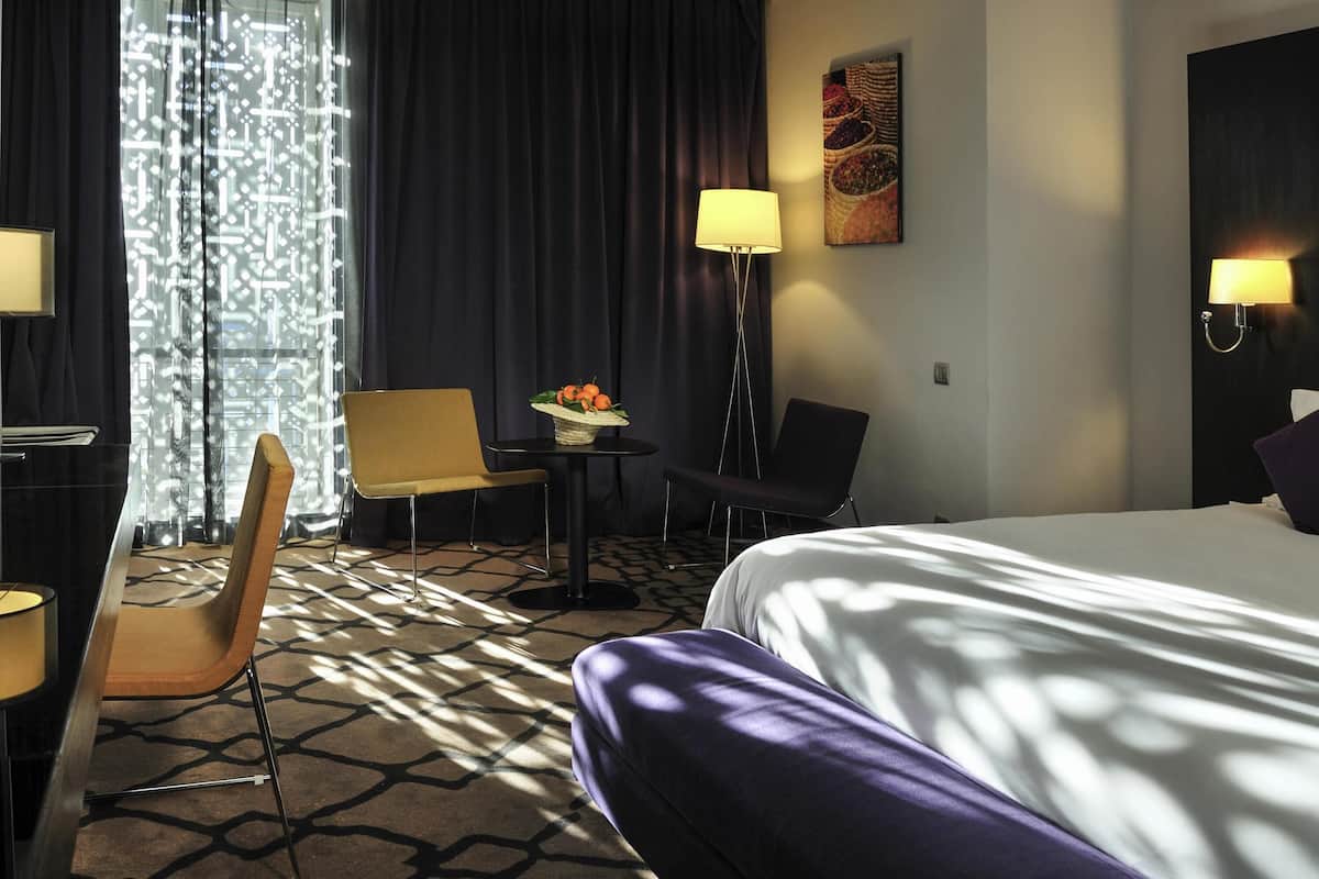 In-room safe, desk, blackout drapes, soundproofing