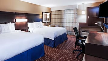 Een kluis op de kamer, een bureau, een laptopwerkplek