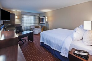 In-room safe, desk, laptop workspace, iron/ironing board - Courtyard Odessa (Odessa)