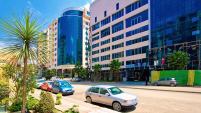 Elilly International Hotel