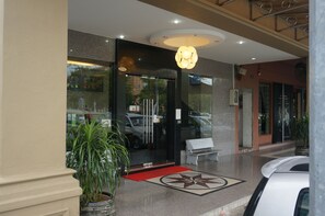Front of property - Maxi Inn (Bintulu)