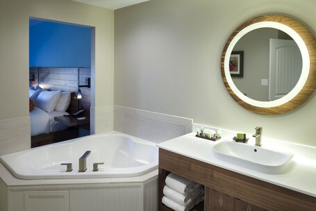 Margaritaville Island Hotel - Image 21