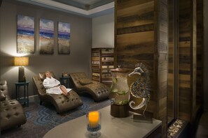 Couples treatment rooms, body treatments, body scrubs, facials - Margaritaville Island Hotel (Pigeon Forge)