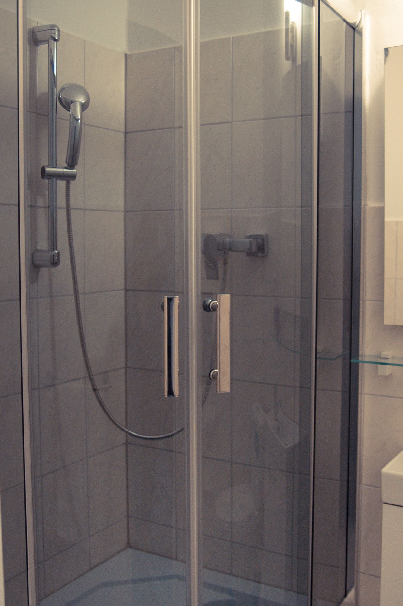 Dusche im Bad