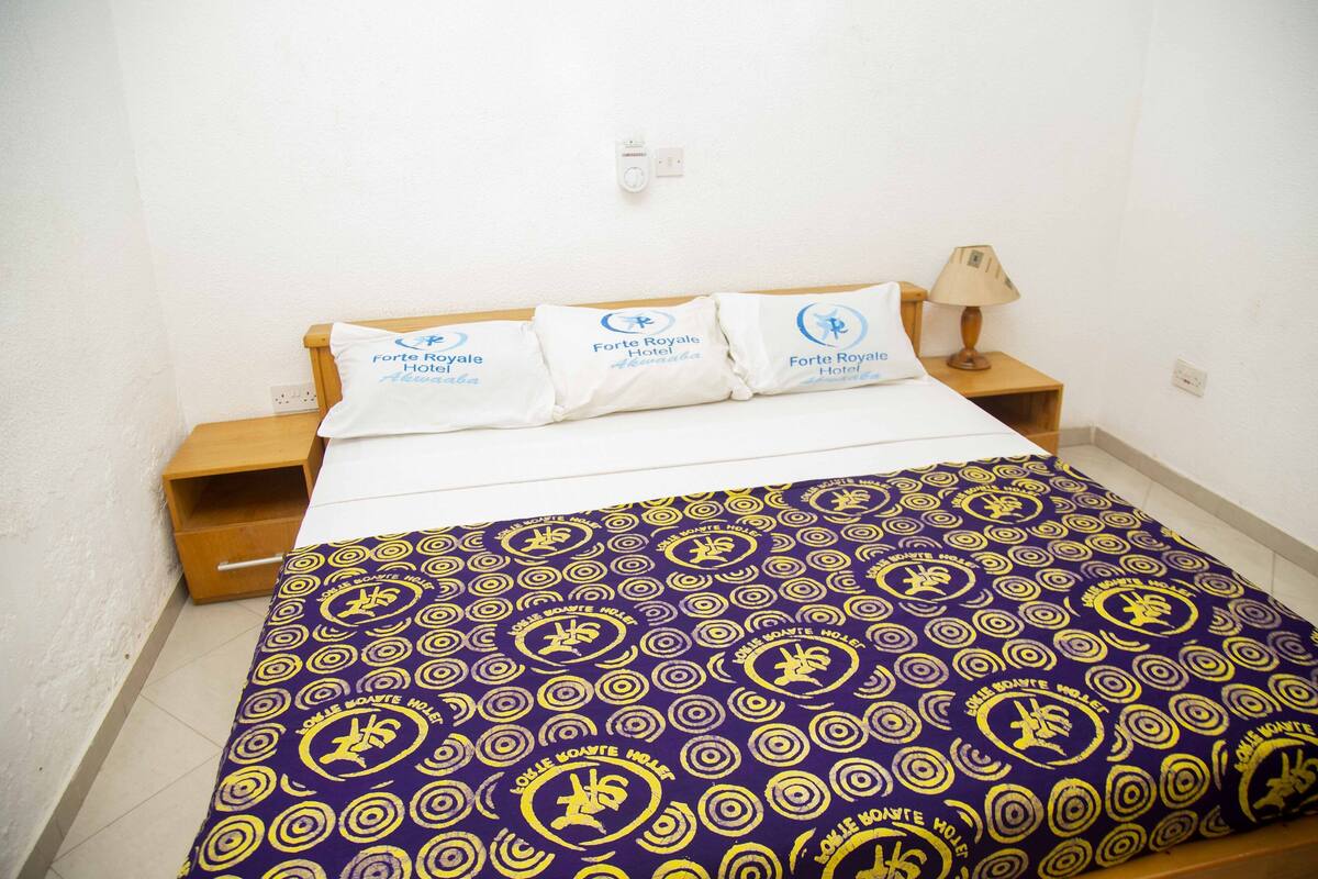 Chalet Comfort, 1 letto king, non fumatori, vista cortile | Minibar, con stile personalizzato, con arredamento individuale