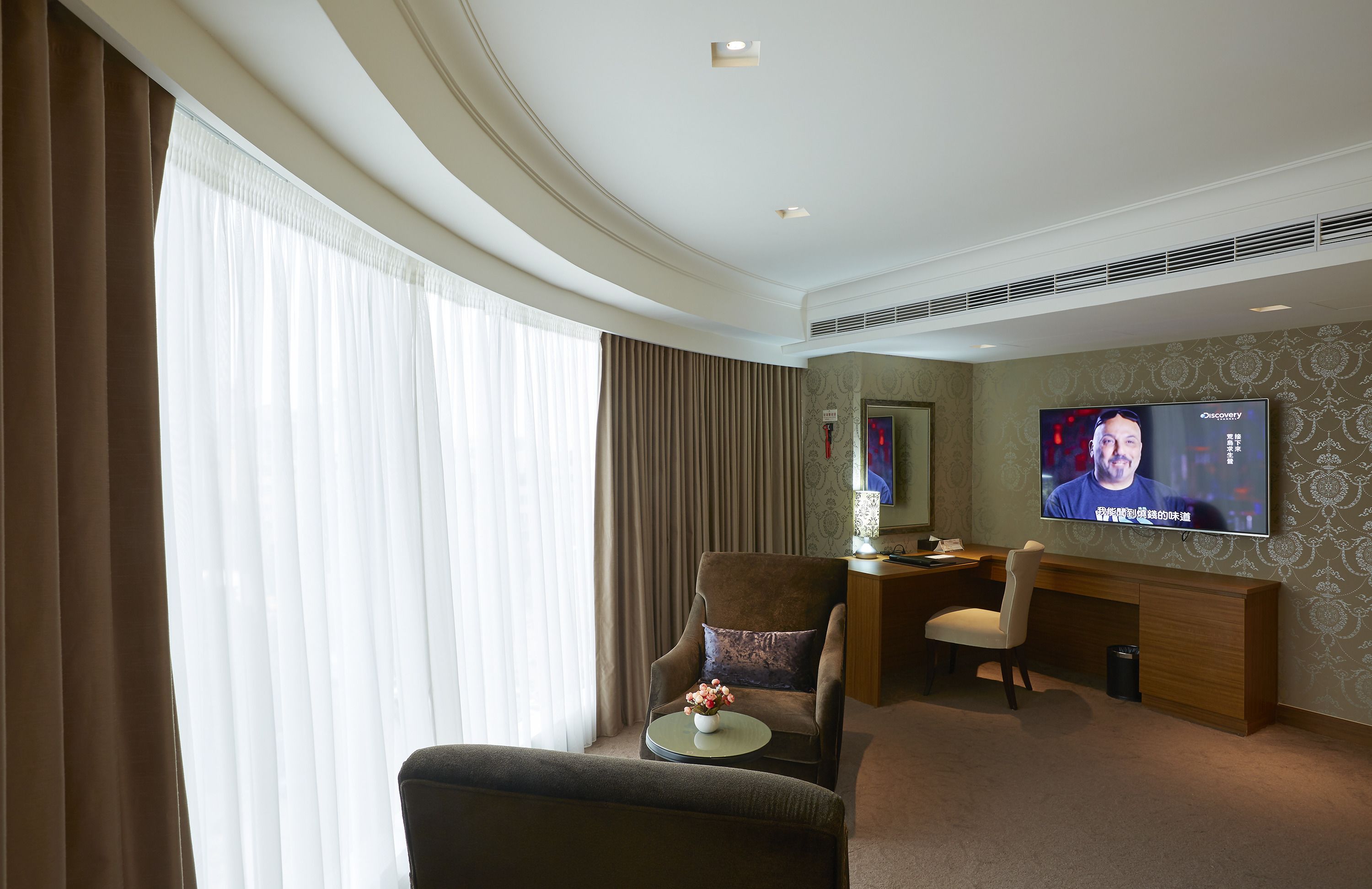 superior family room | view from room