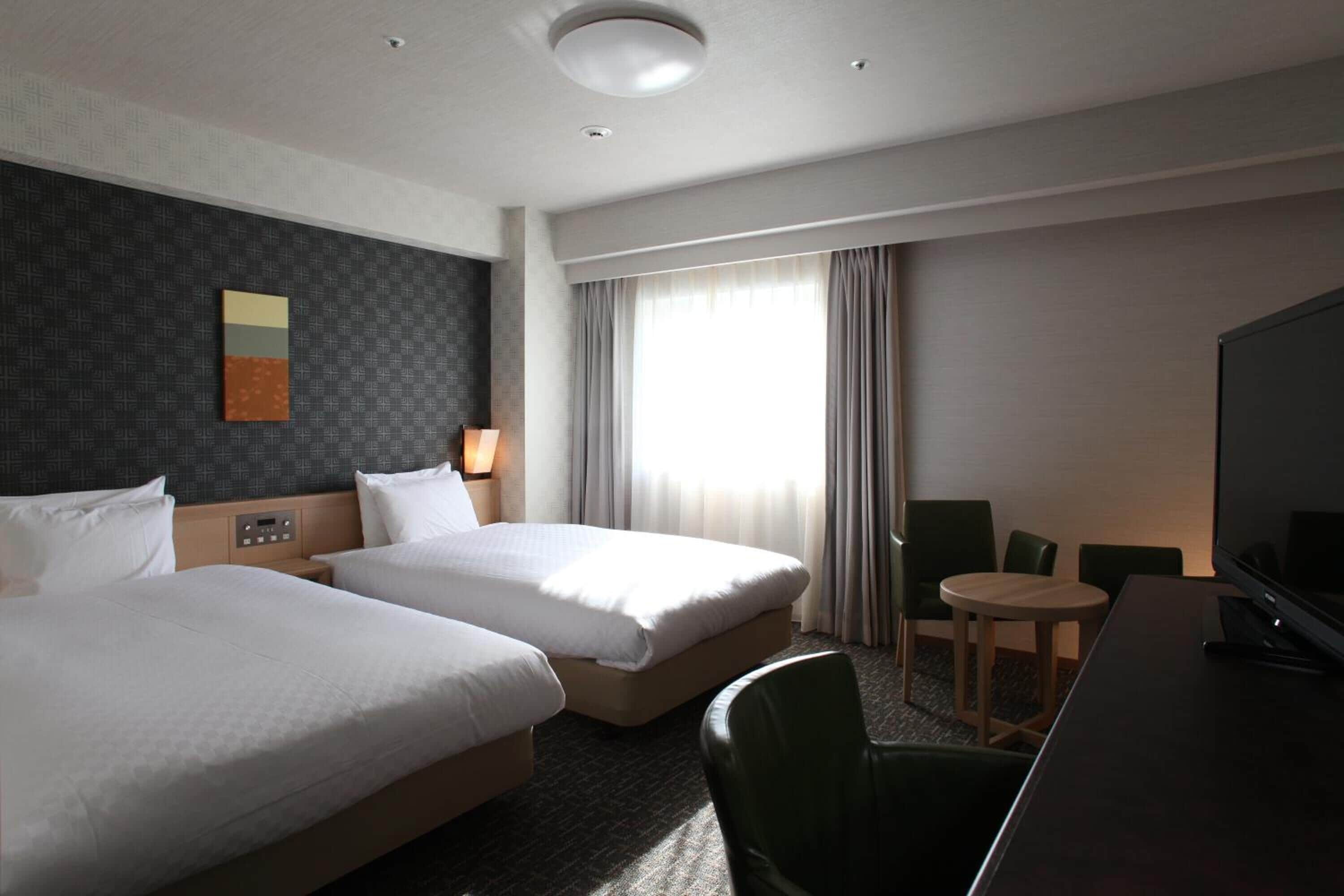 1 bedroom, desk, laptop workspace, blackout curtains