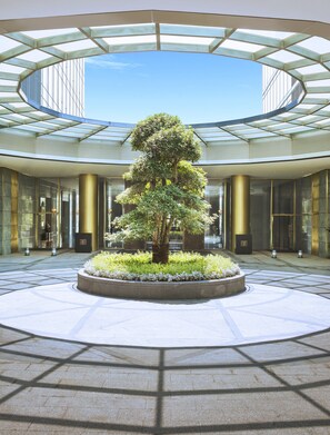 Lobby - The Azure Qiantang, a Luxury Collection Hotel, Hangzhou (Hangzhou)