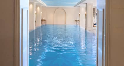 The Azure Qiantang, a Luxury Collection Hotel, Hangzhou