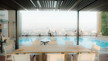 Outdoor pool, pool loungers