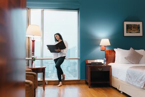 Exclusive Suite, 1 Bedroom | Egyptian cotton sheets, premium bedding, down duvets, minibar