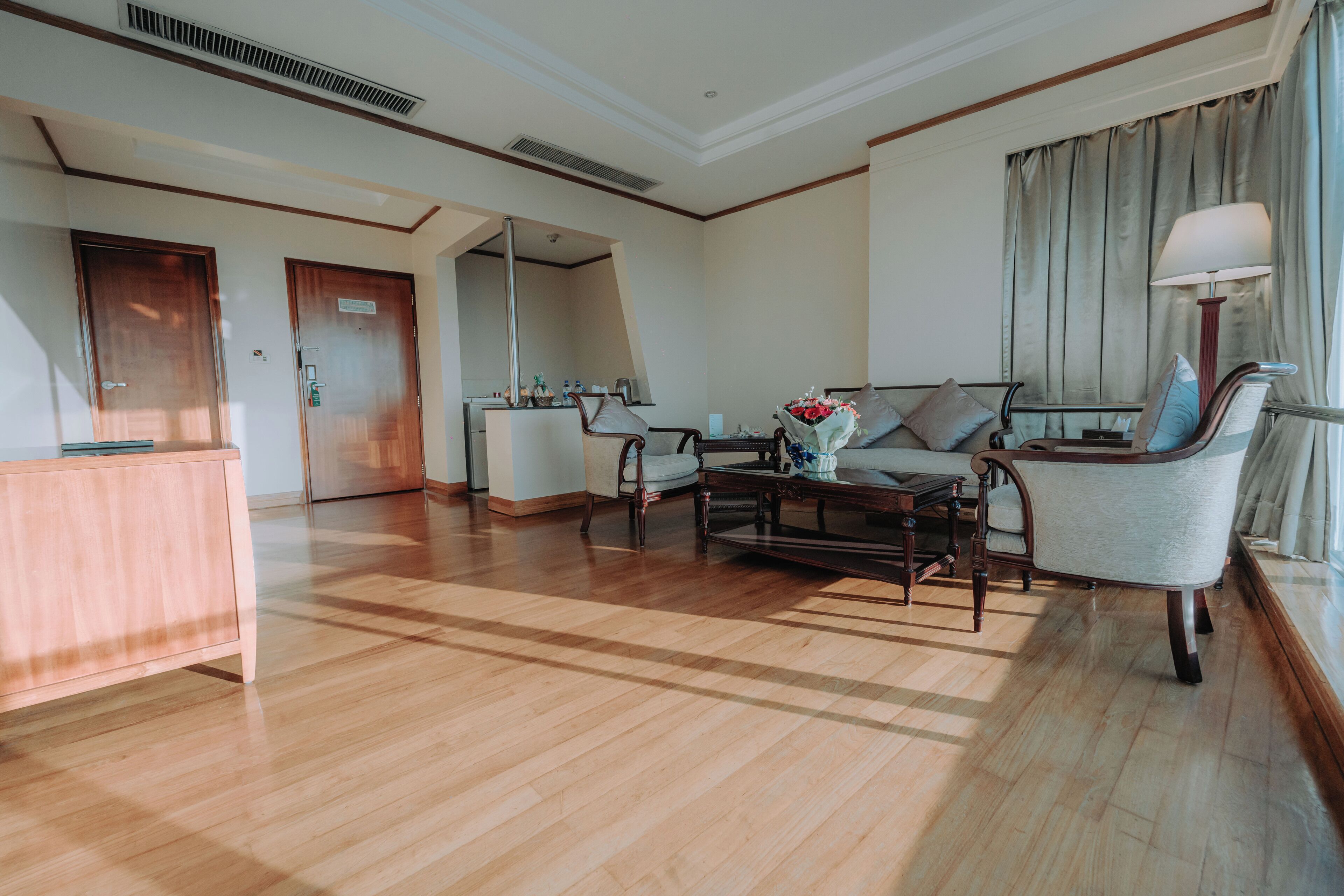 exclusive suite, 1 bedroom | living room | 32-inch lcd tv with satellite channels, tv