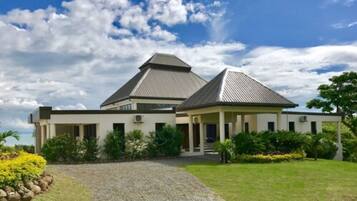 Facciata della struttura