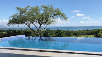 Villa, 4 camere da letto, piscina privata | Vista dalla camera