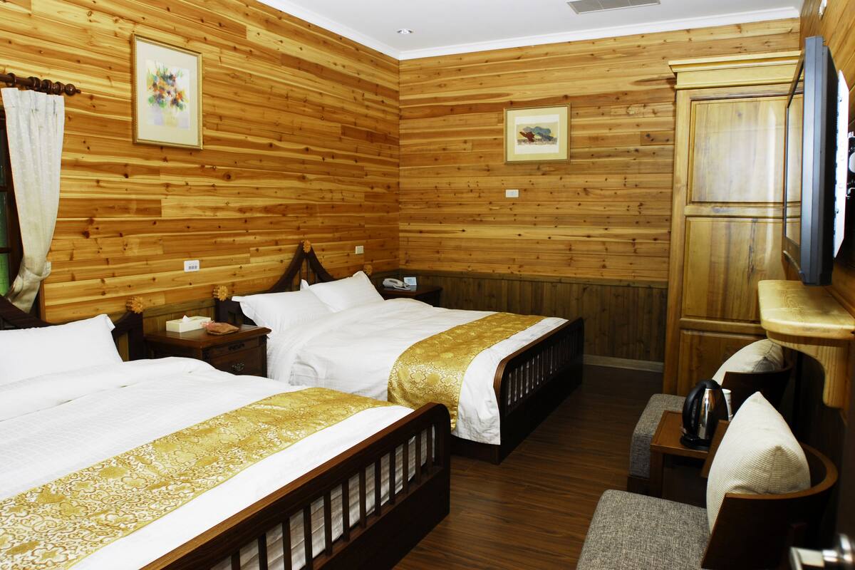 quadruple room | view from room