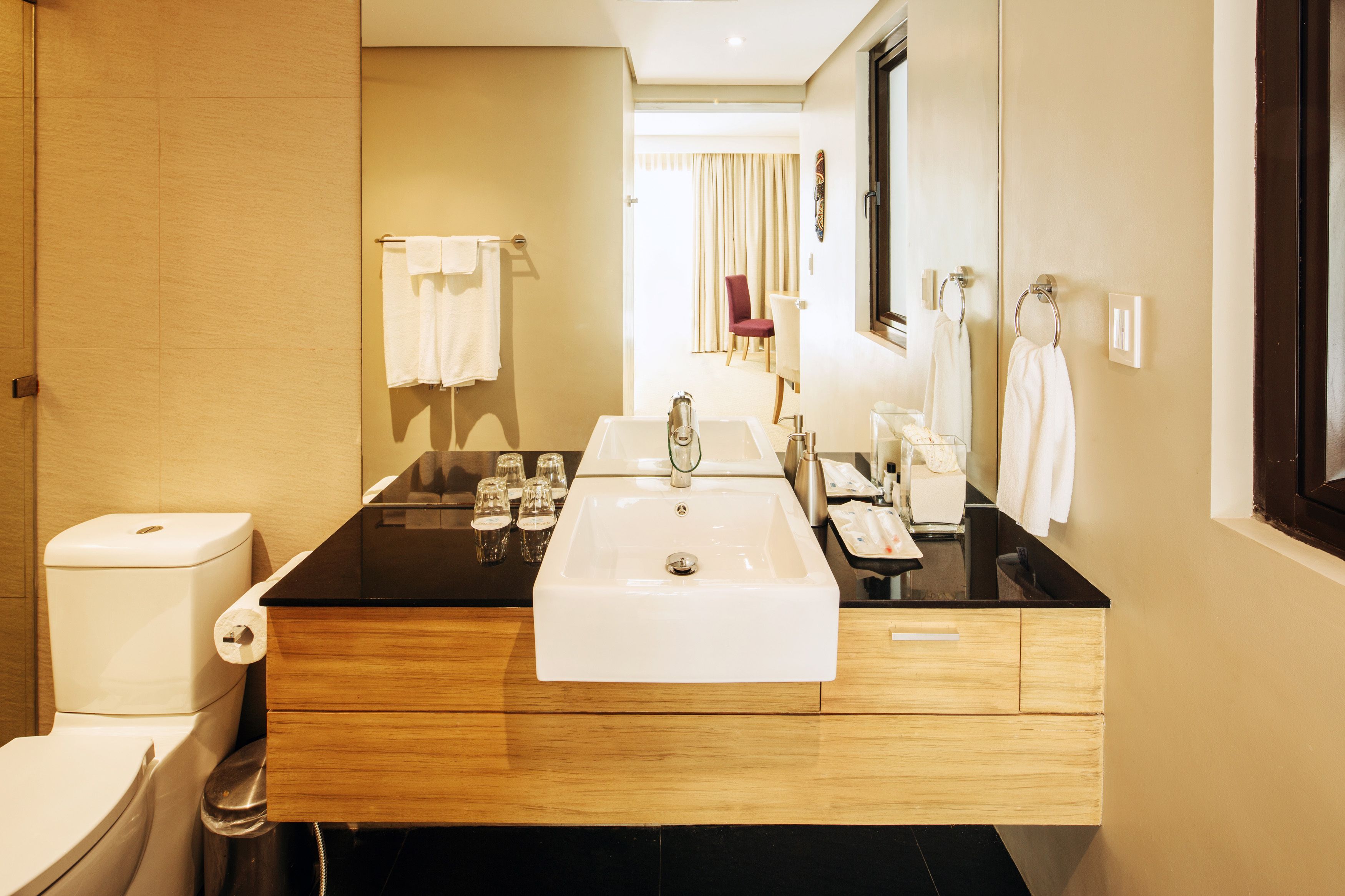 superior deluxe | bathroom sink