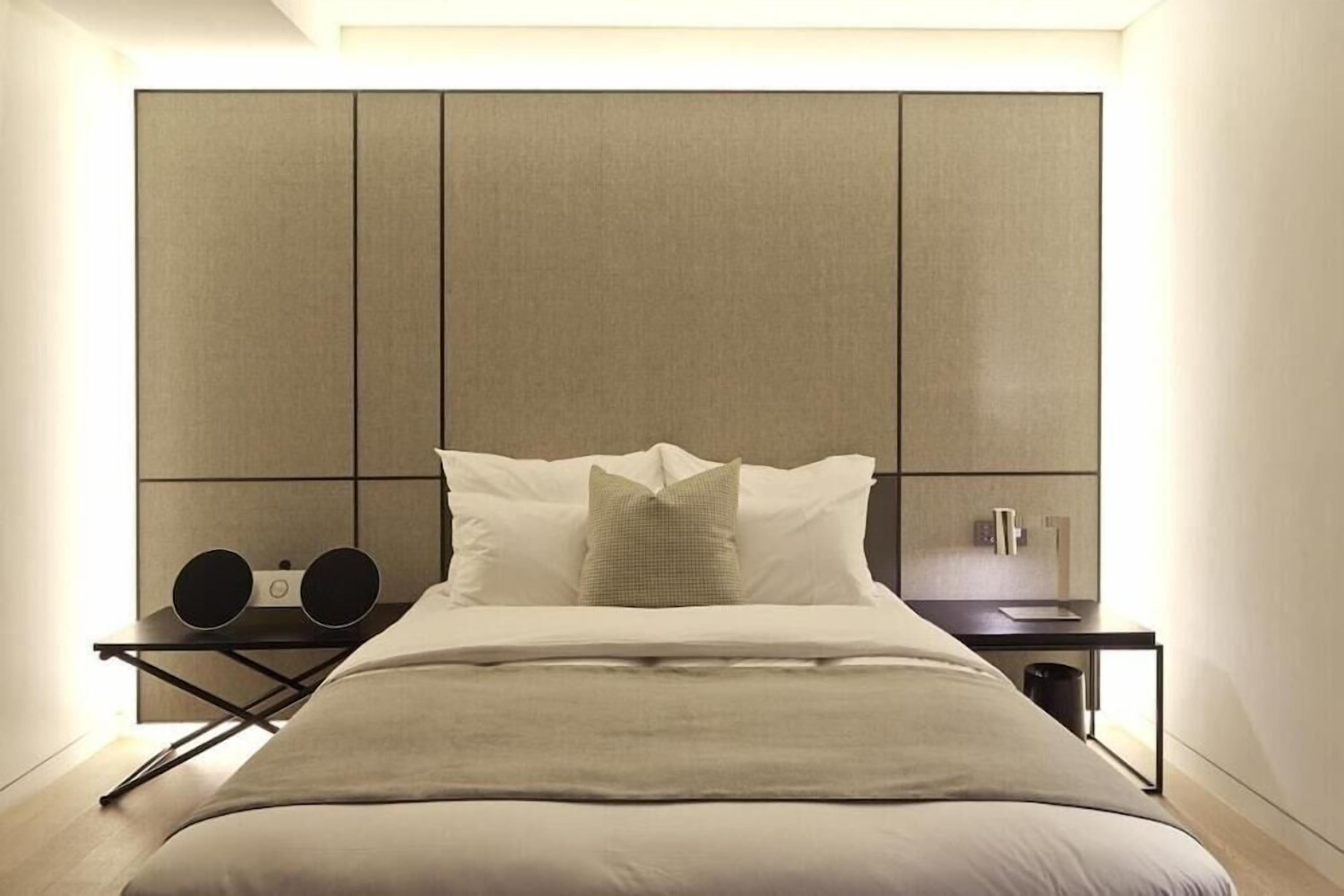 premium bedding, individually decorated, individually furnished, desk