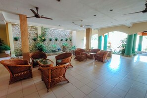Sala de estar en el lobby