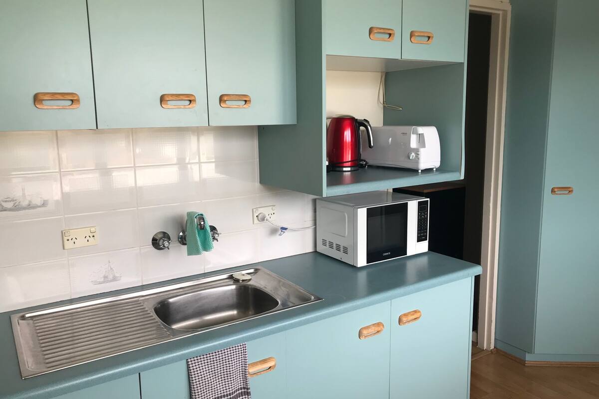3 bedrooms suite | private kitchenette | fridge, coffee/tea maker, electric kettle