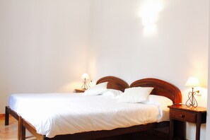 客房, 2 張單人床 | 羽絨被、迷你吧、房內夾萬、獨特裝修