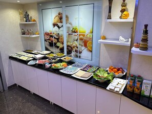 吃到飽自助式早餐