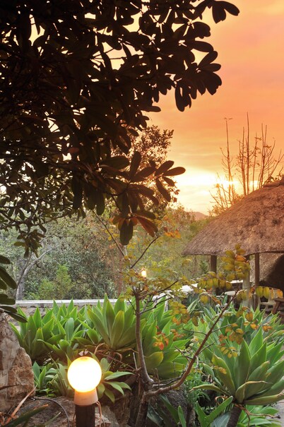 Sunset Manor