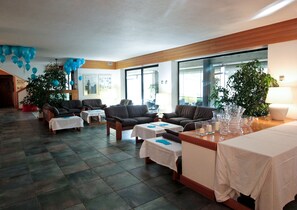 Property entrance - Hotel Canturio (Cantu)