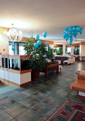 Lounge - Hotel Canturio (Cantu)