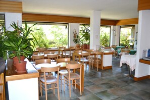 Restaurant - Hotel Canturio (Cantu)