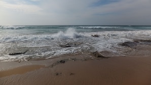 Plage à proximité, sable blanc