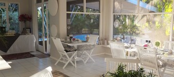 St. Lucia Kingfisher Lodge