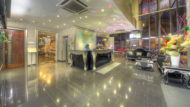 Lobby sitting area - Arenaa Batik Boutique Hotel (Kuantan)