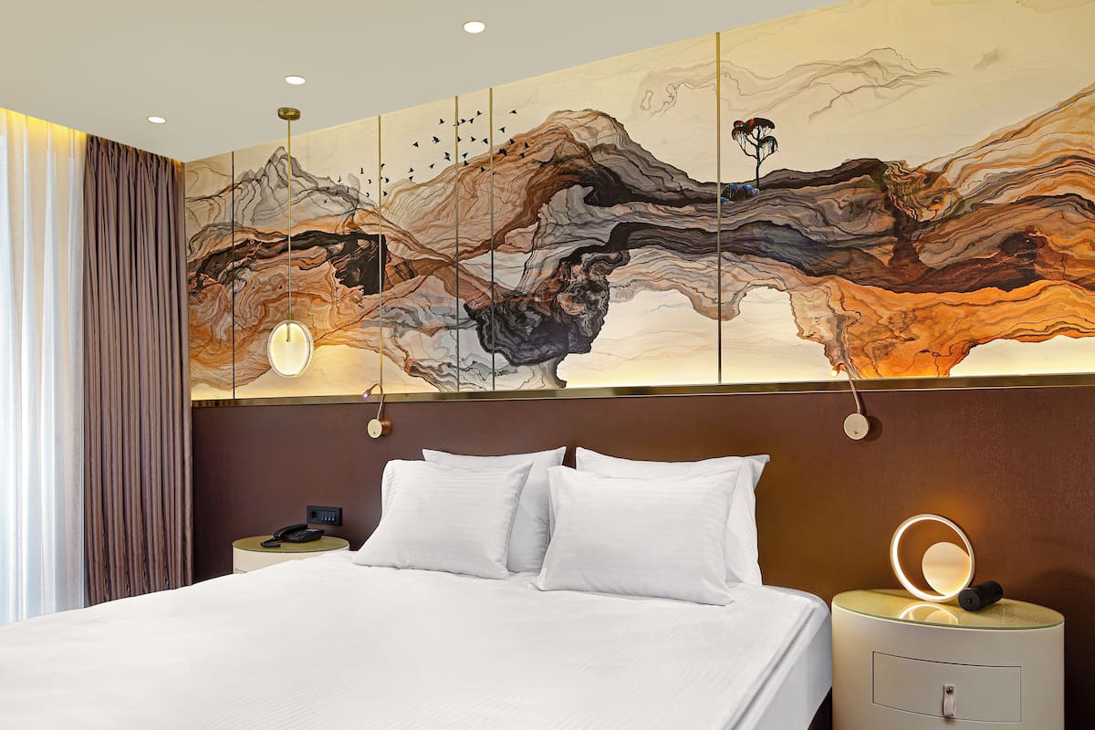 Superior Room, 1 King Bed