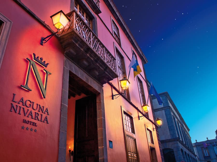 Façade de l’hébergement - soirée/nuit