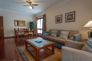 家庭房, 1 间卧室 | 客厅 | 电视