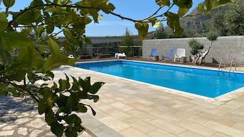 Piscine extérieure