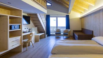 Down duvets, minibar, in-room safe, desk