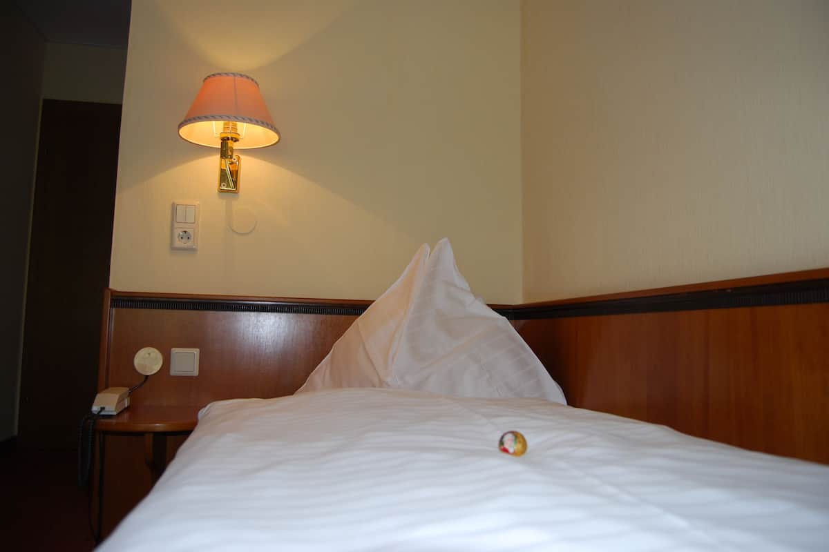 Single Room | In-room safe, rollaway beds, free WiFi
