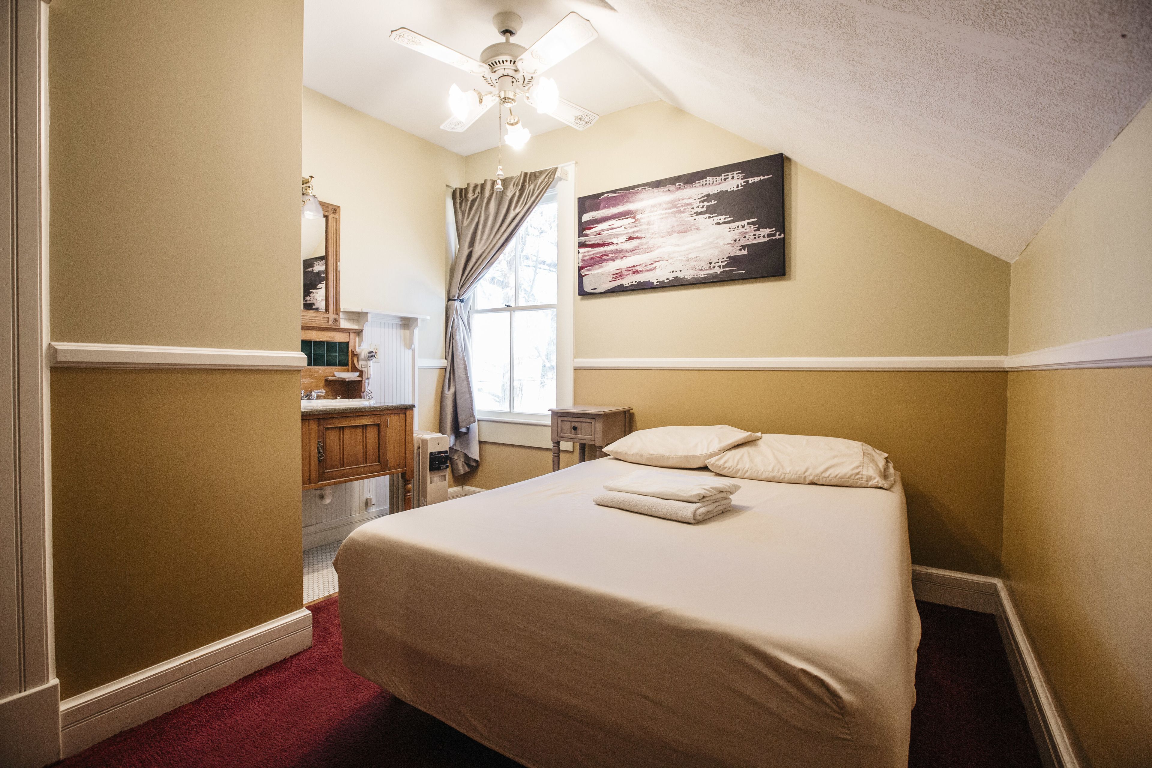Double Room | Premium bedding, memory foam beds, free WiFi, bed sheets