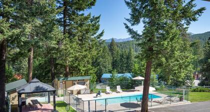 Timbers Motel
