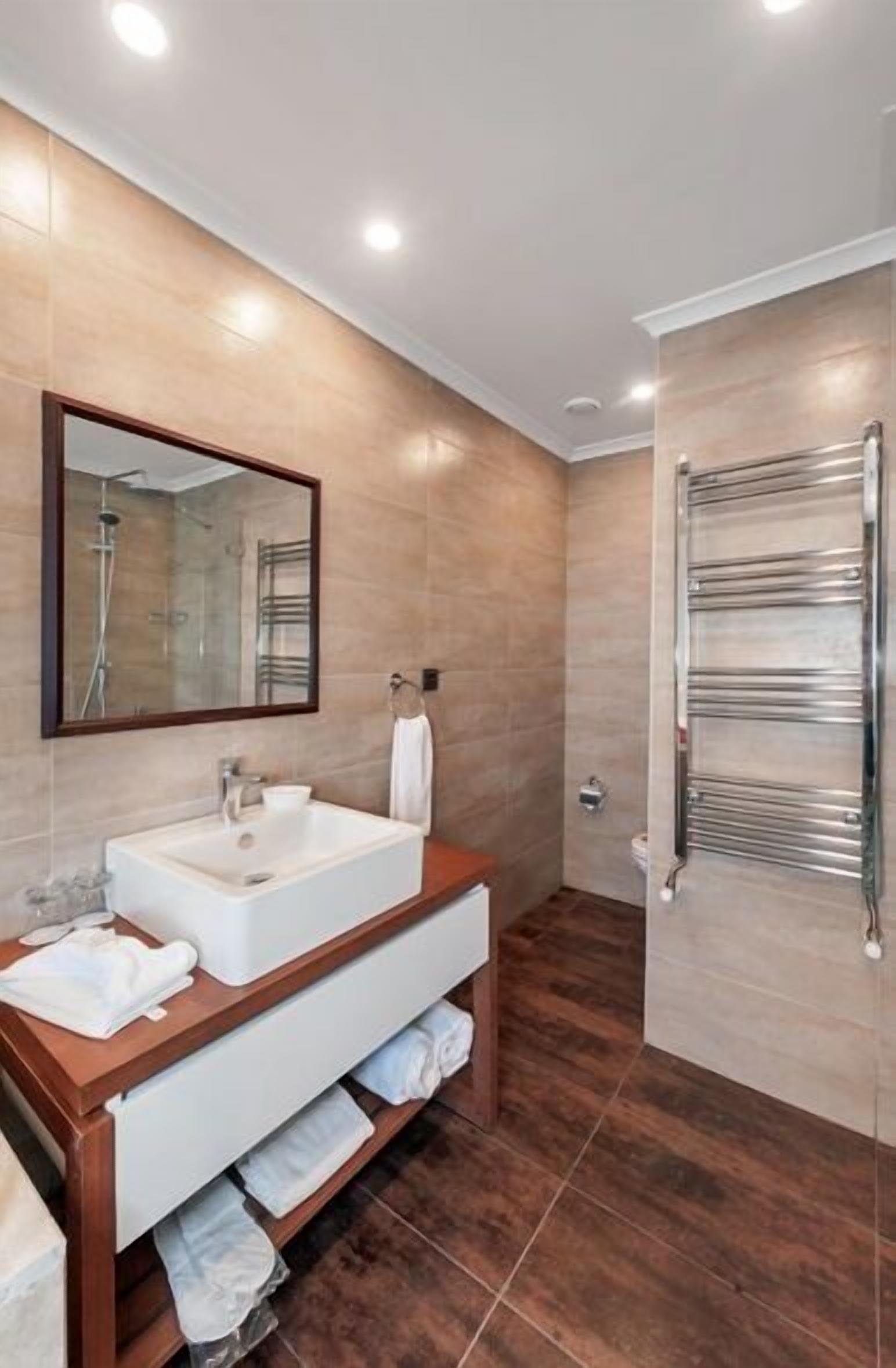 suite | bathroom | free toiletries, hair dryer, slippers, towels