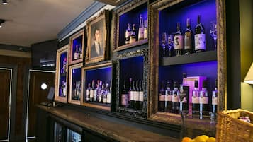 Bar (en la propiedad)