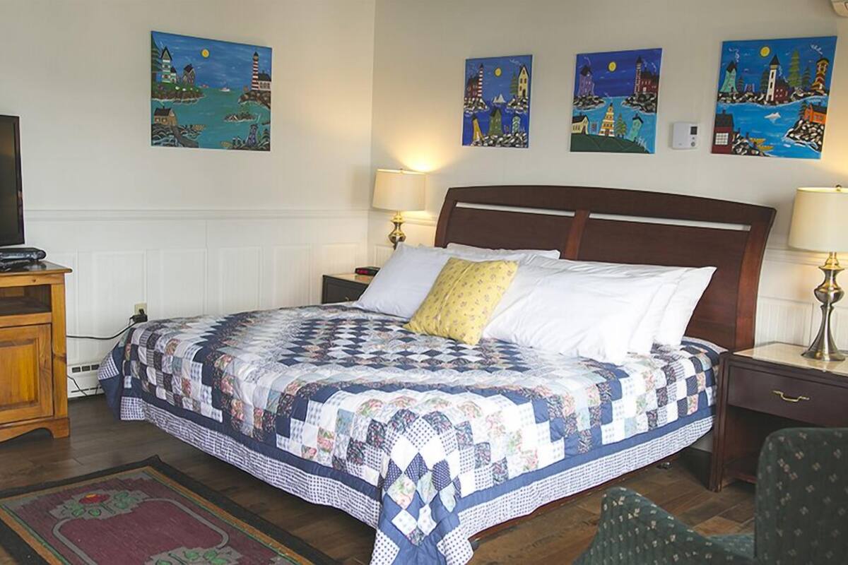 King Room