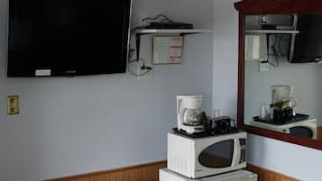 ๋ฐฉ์ ์ค๋น, ๋ฌด๋ฃ WiFi, ์นจ๋ ์ํธ