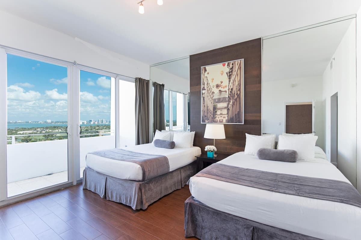 1 bedroom, in-room safe, laptop workspace, blackout curtains