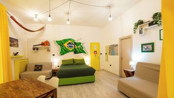 Suite | Premium bedding, pillowtop beds, minibar, desk